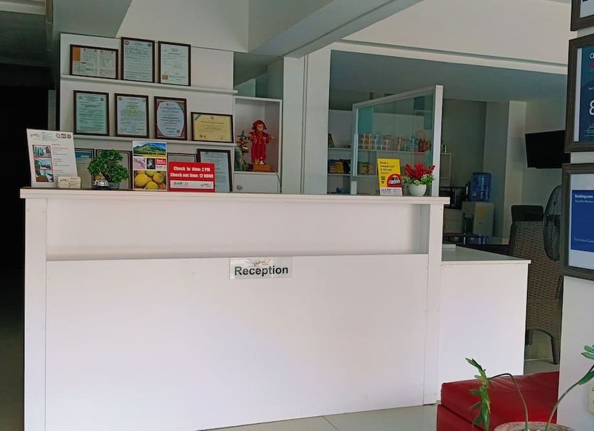 Front desk Photo