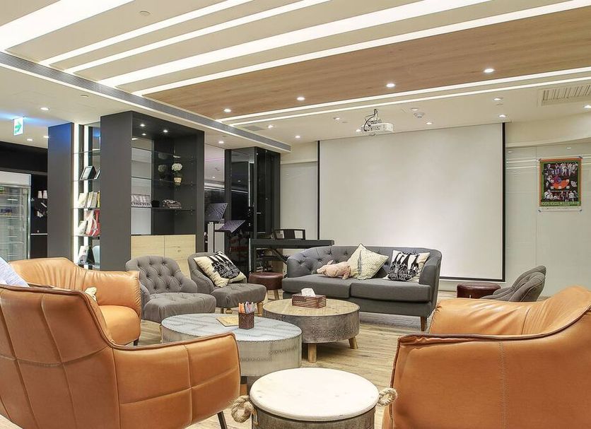 Lounge Photo