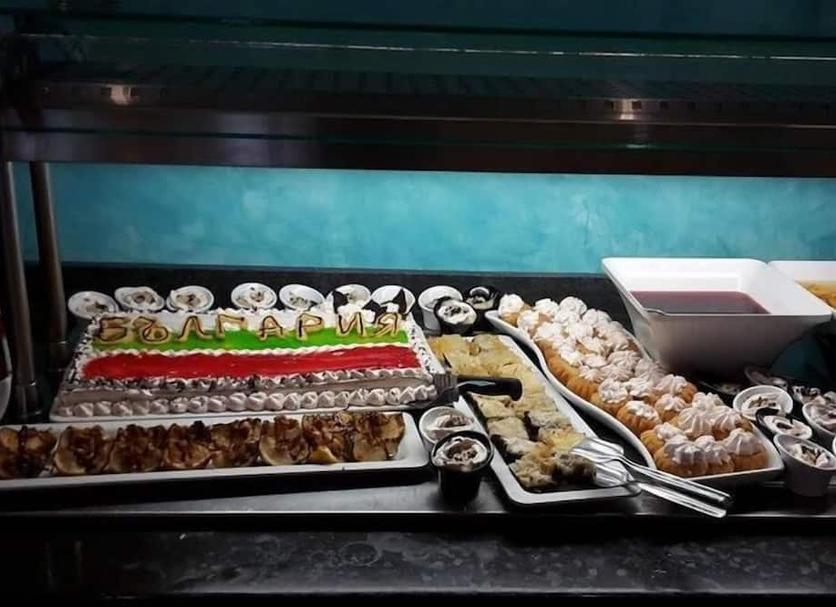 Buffet Photo