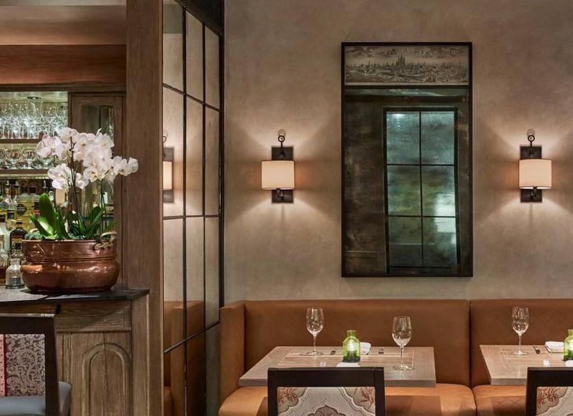 Restaurant Photo