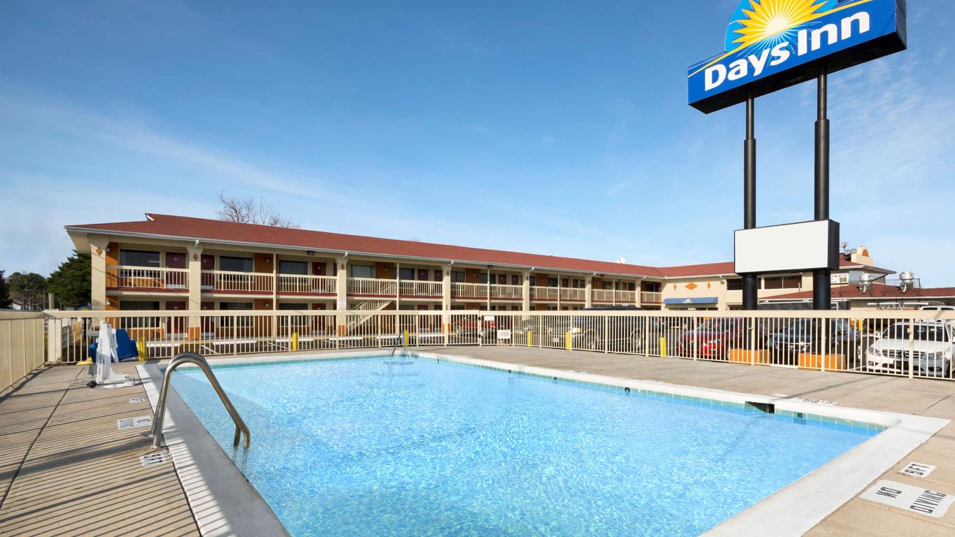 Days Inn by Wyndham Jacksonville NC