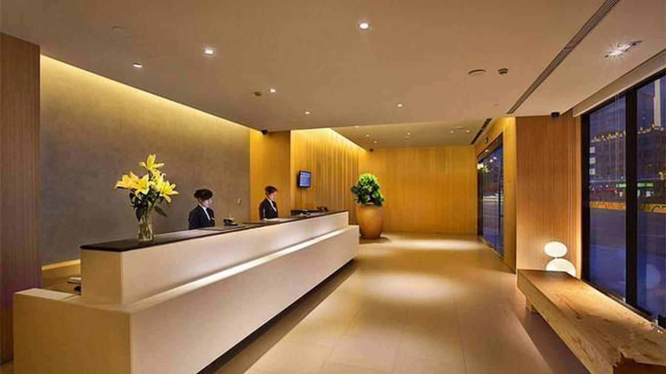 Ji Hotel Wuhan Guanggu Plaza