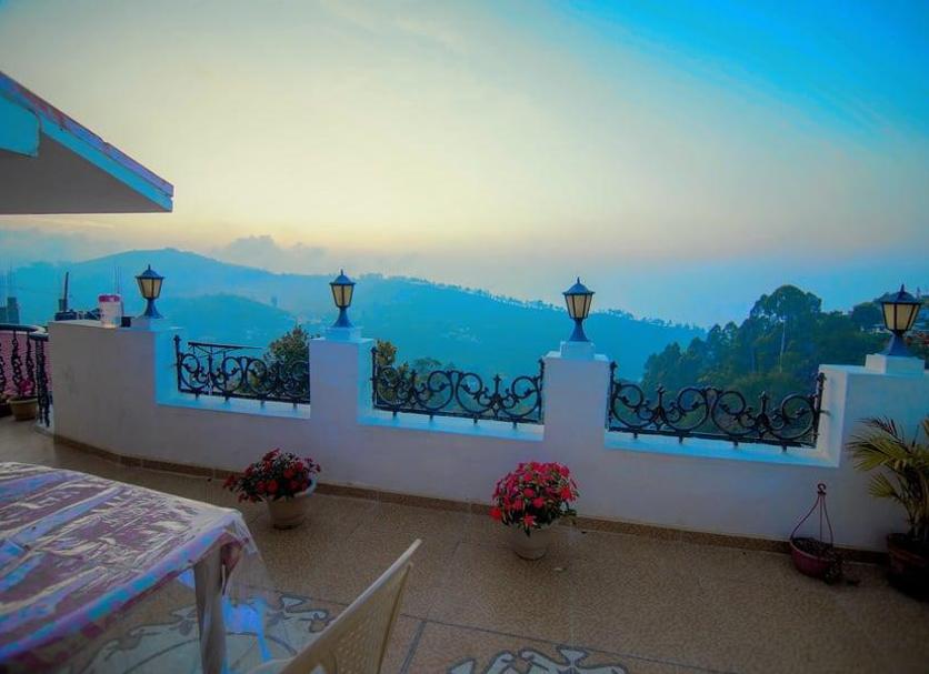 Balcony Photo