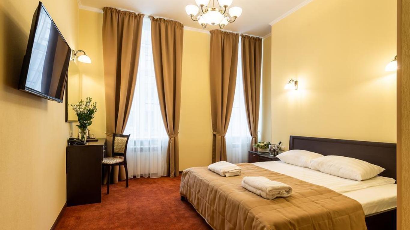 Solo Hotel on Bolshoi Prospekt