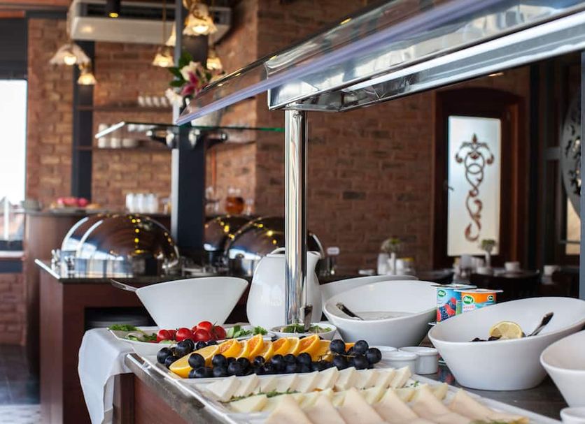 Buffet Photo