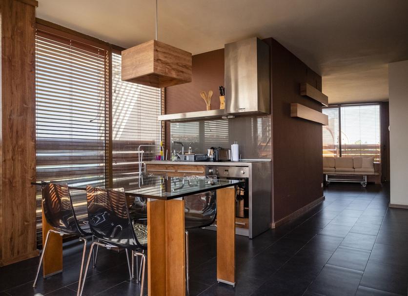 Kitchen Photo