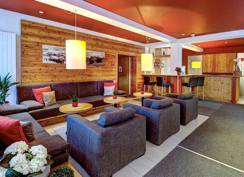 Lounge Photo