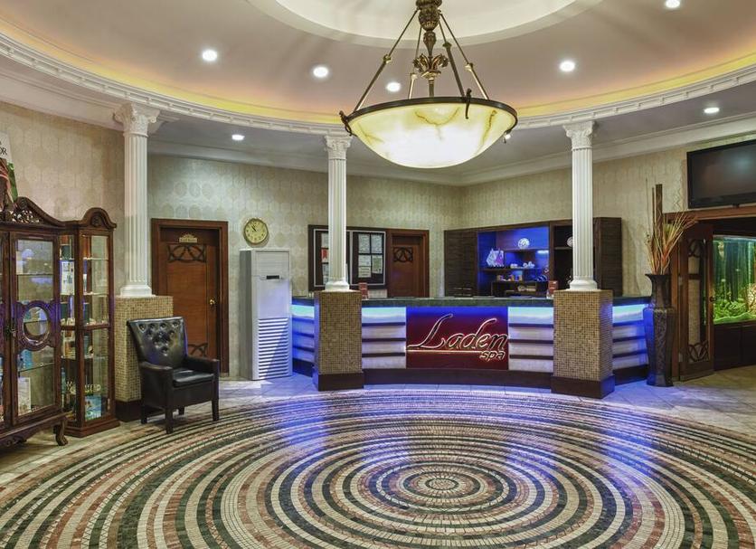 Front desk Photo