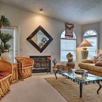 St George Townhome with Patio - Near Natl Parks