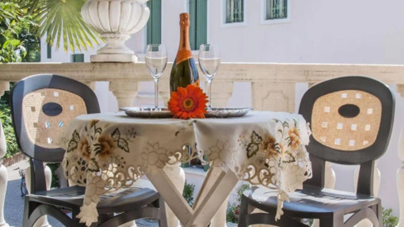 Hotel Villa Serena